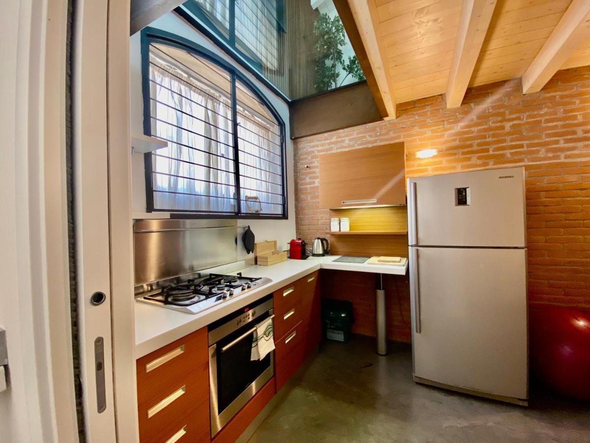 Luxury Industrial Apt Vicino Al Centro Con Garage Бреша Екстериор снимка