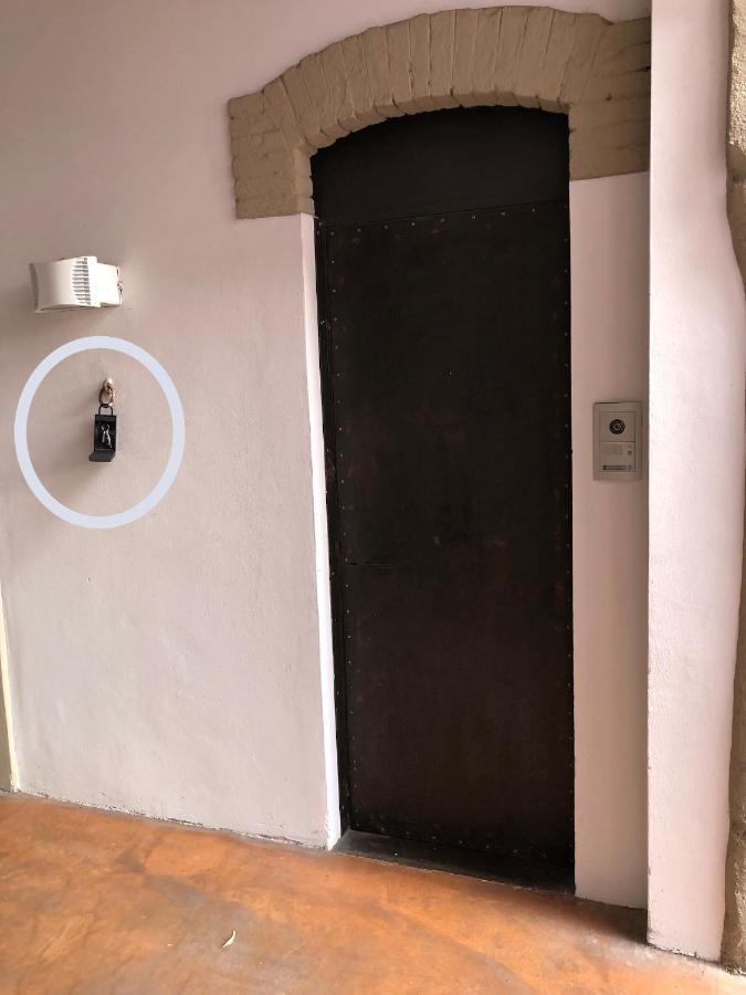 Luxury Industrial Apt Vicino Al Centro Con Garage Бреша Екстериор снимка