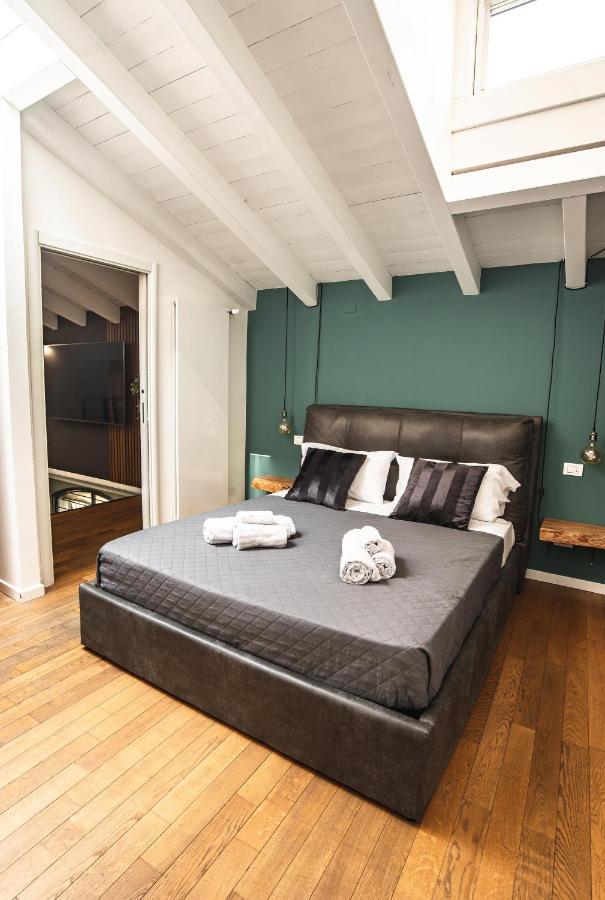 Luxury Industrial Apt Vicino Al Centro Con Garage Бреша Екстериор снимка